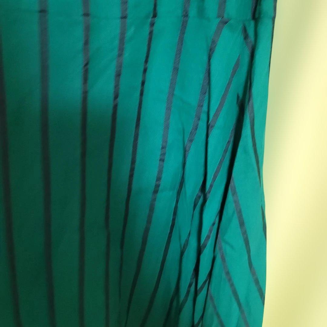 size m<br><br>color
