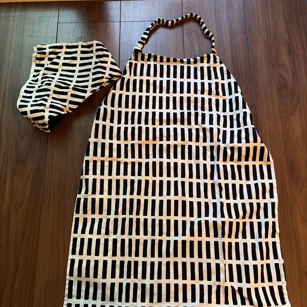 Apron and bandana