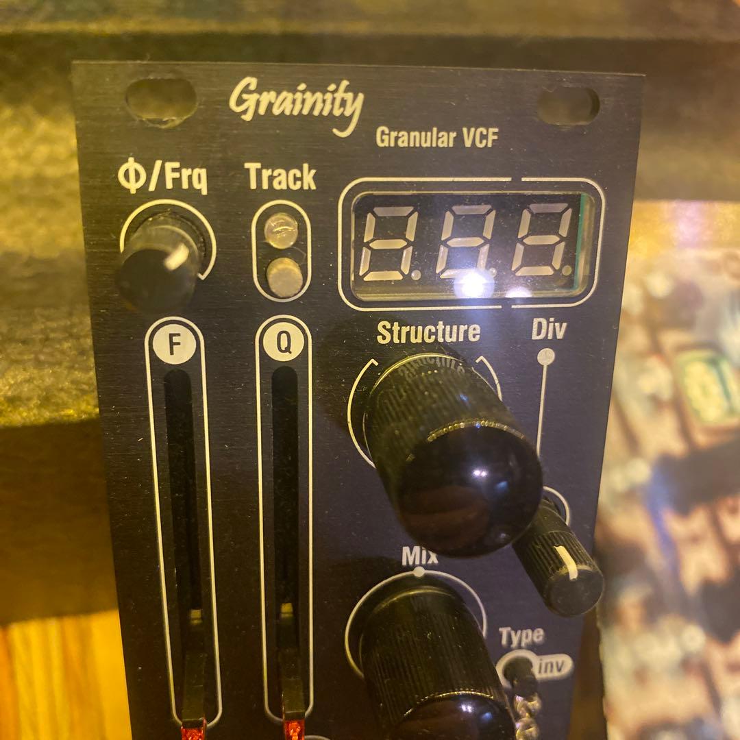Klavis Grainity [Modular Synthesizer]